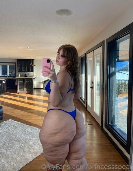 Foto desnuda filtrada de OnlyFans de Princessspear