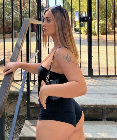 Foto desnuda filtrada de OnlyFans de Alissaplzzz