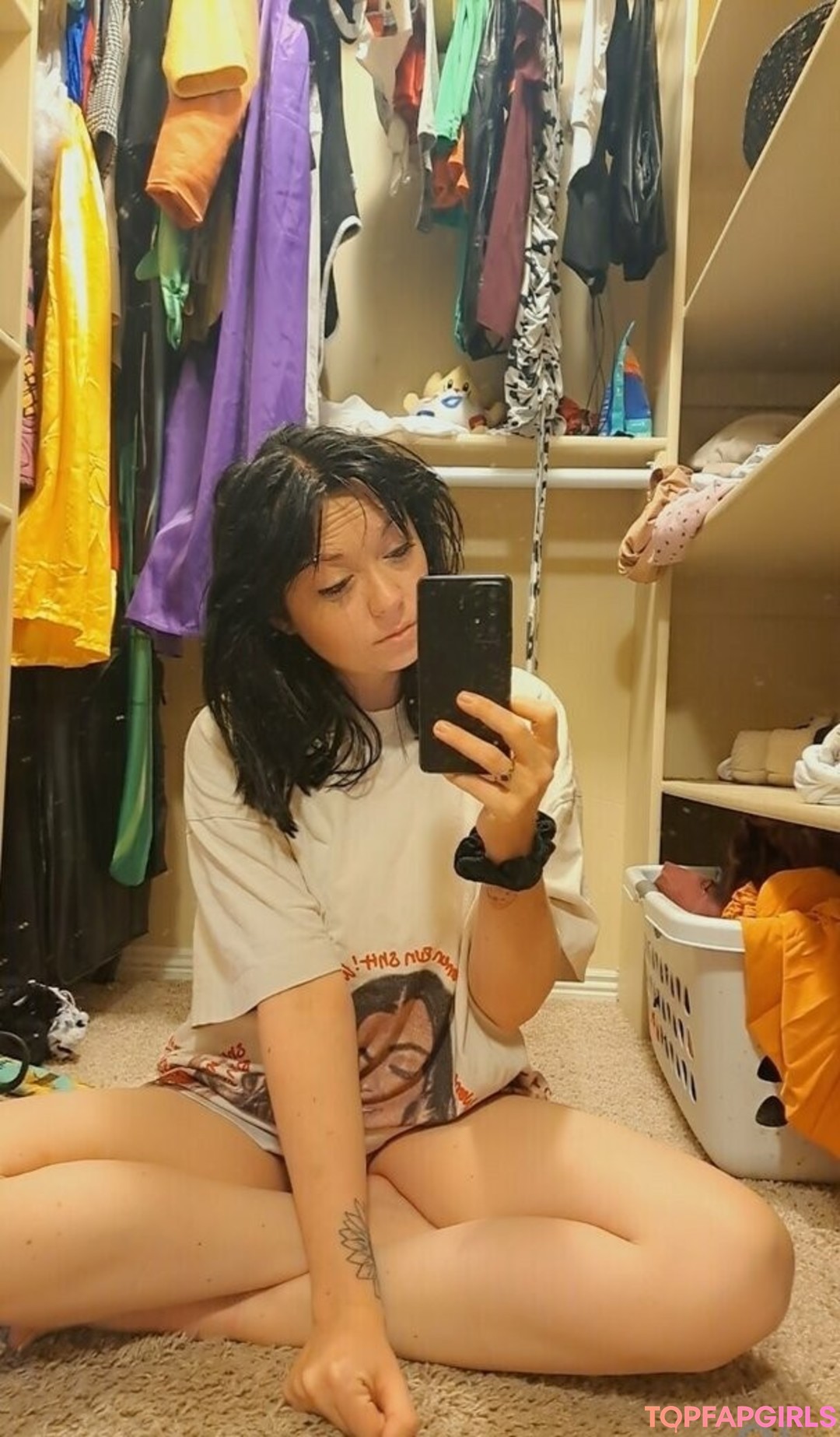 Foto desnuda filtrada de OnlyFans de Youcancallmeoly #45 Foto desnuda filtrada de OnlyFans de Youcancallmeoly #45