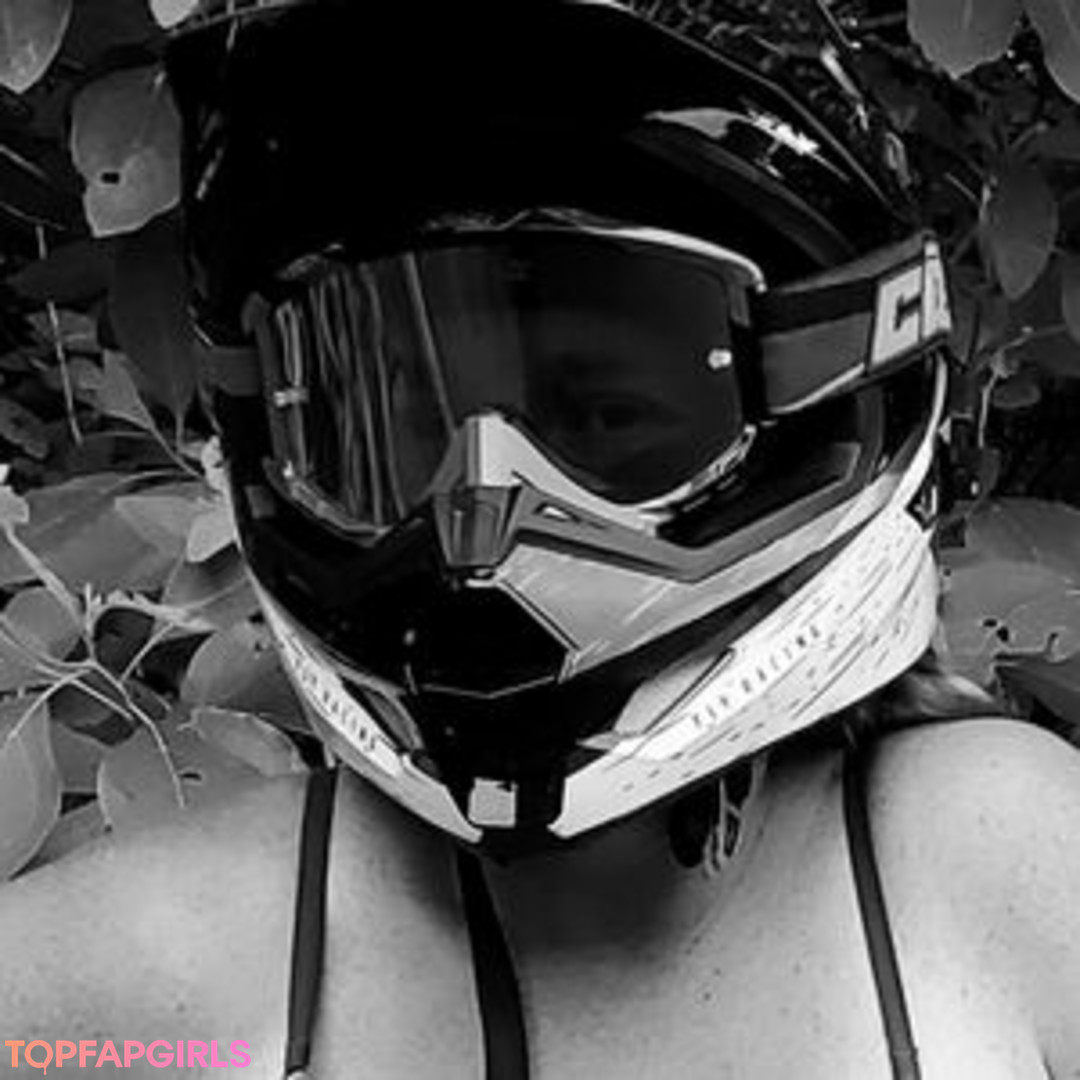 Foto desnuda filtrada de OnlyFans de Dirtytendencies #82 Foto desnuda filtrada de OnlyFans de Dirtytendencies #82