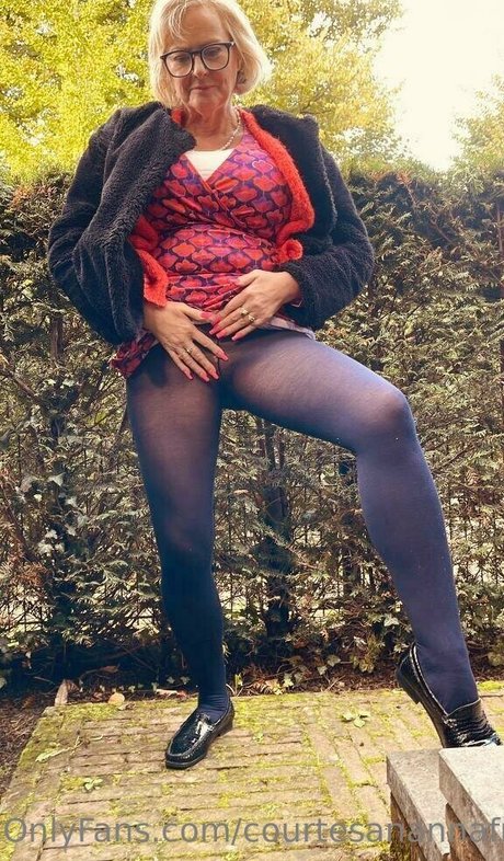 Courtesanannafree