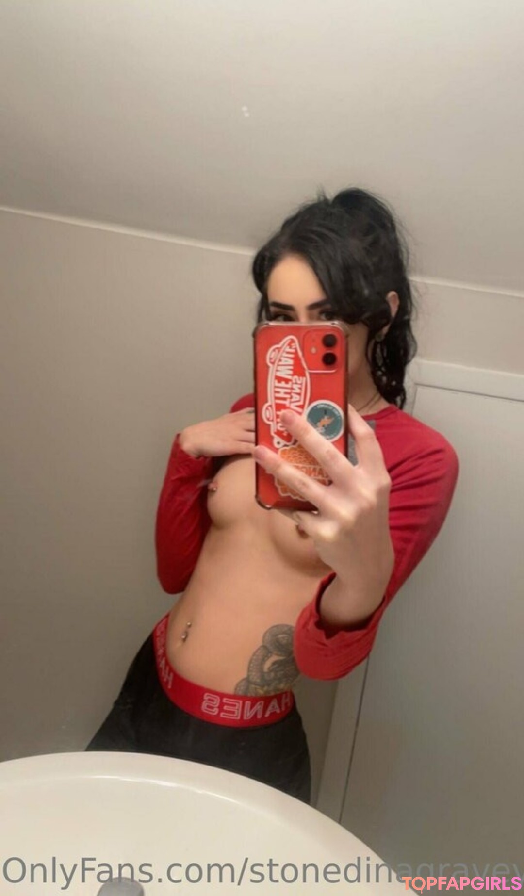 Foto desnuda filtrada de OnlyFans de Stonedinagraveyard #49 Foto desnuda filtrada de OnlyFans de Stonedinagraveyard #49