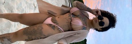 Foto desnuda filtrada de OnlyFans de Maynarah Anjos