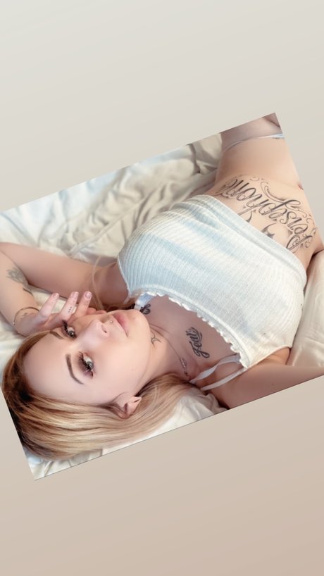 Foto desnuda filtrada de OnlyFans de Mina