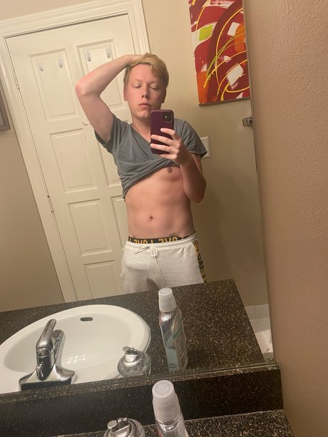 Foto desnuda filtrada de OnlyFans de Coachsuqer