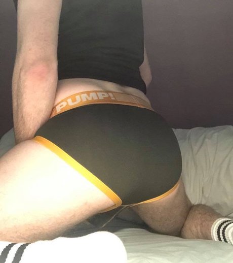 Foto desnuda filtrada de OnlyFans de Kinky Boy 