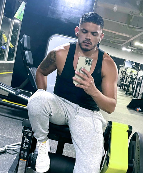 Foto desnuda filtrada de OnlyFans de Jhonqavip