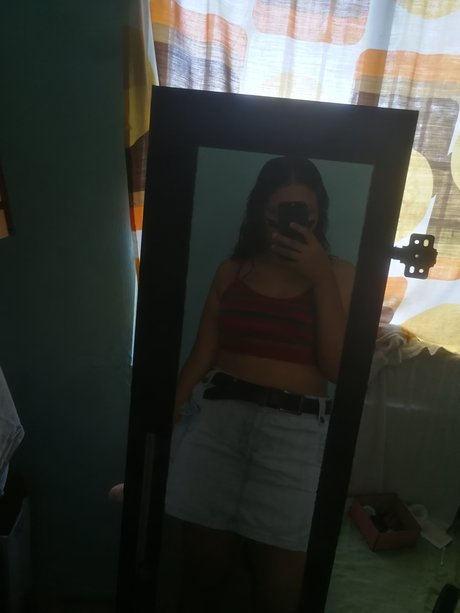 Foto desnuda filtrada de OnlyFans de Kenia Morales