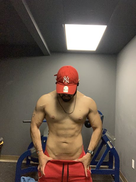 Foto desnuda filtrada de OnlyFans de Ihnternal