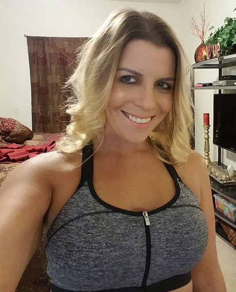 Foto desnuda filtrada de OnlyFans de Maven Locke