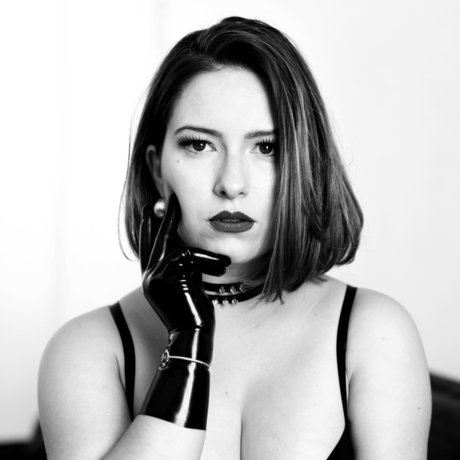 Foto desnuda filtrada de OnlyFans de Matresse Viola Fethory