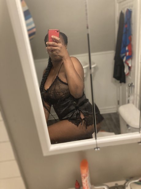 Foto desnuda filtrada de OnlyFans de Taste Of Mercy