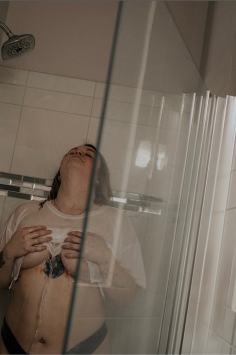 Foto desnuda filtrada de OnlyFans de L