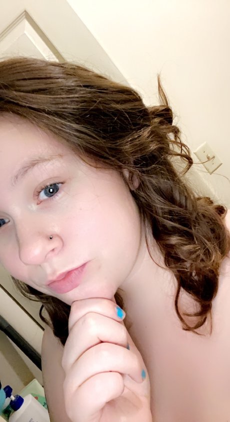 Foto desnuda filtrada de OnlyFans de Luna 