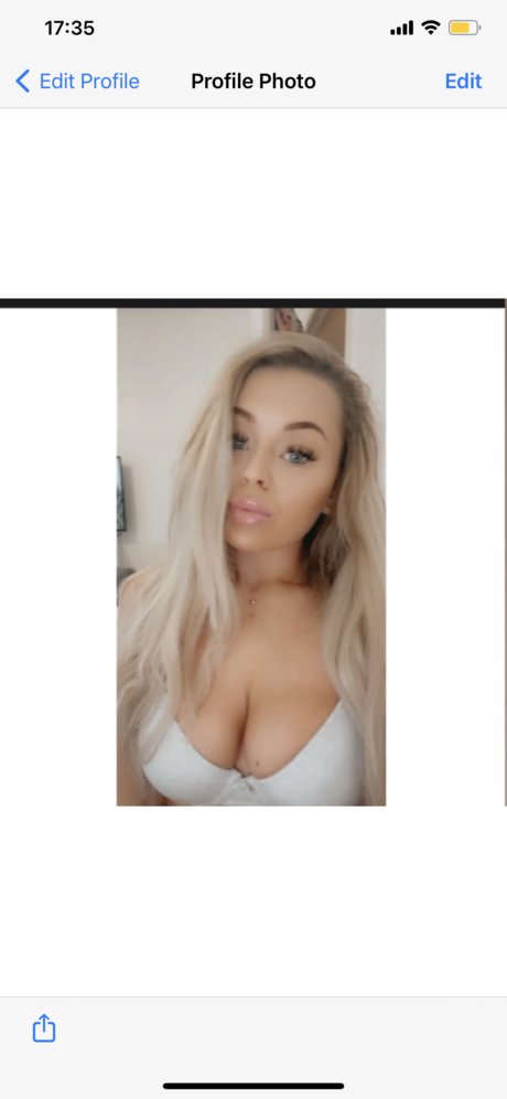 Foto desnuda filtrada de OnlyFans de Ciah Aleaze