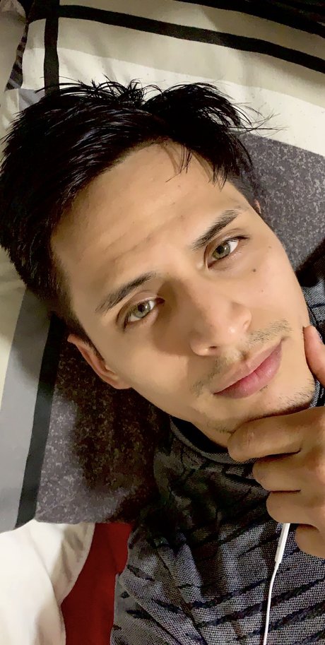 Foto desnuda filtrada de OnlyFans de J Andreas