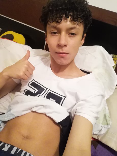 Foto desnuda filtrada de OnlyFans de Stiven