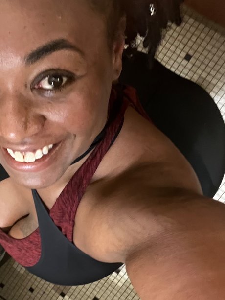 Foto desnuda filtrada de OnlyFans de Madame Xanthi