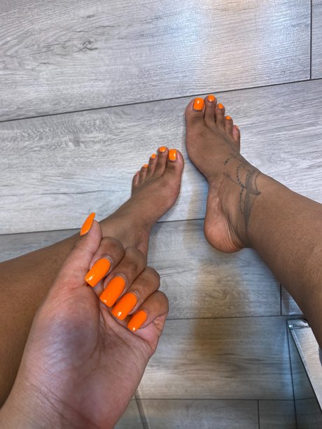 Kitagurlfeetx