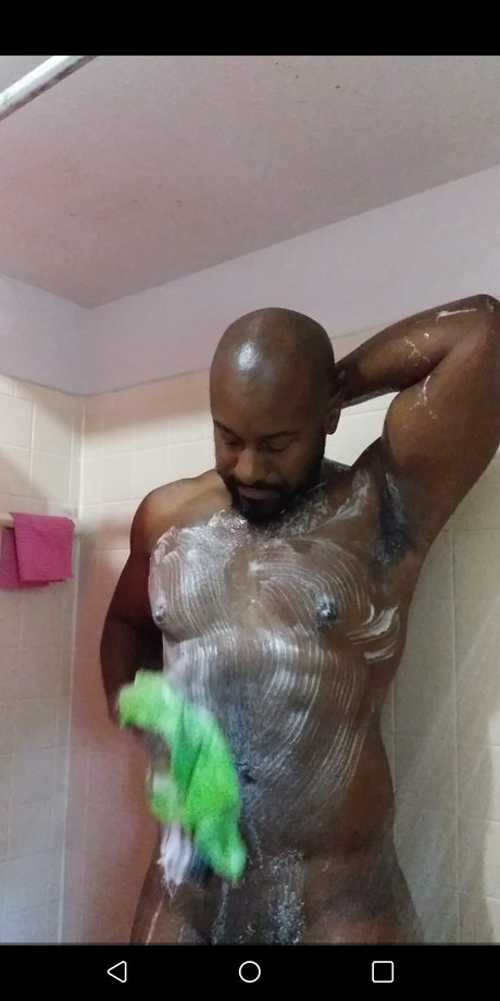 Foto desnuda filtrada de OnlyFans de Fka S5gt Edwards