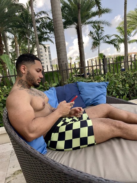 Foto desnuda filtrada de OnlyFans de Itslouisrosa