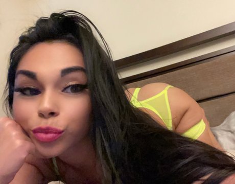 Foto desnuda filtrada de OnlyFans de Mya Milaya