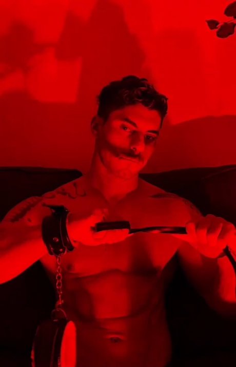 Foto desnuda filtrada de OnlyFans de Sebastian Karl
