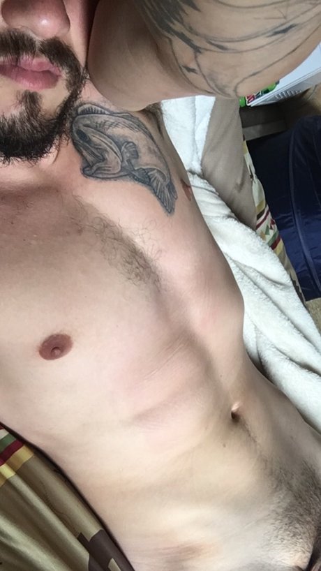 Foto desnuda filtrada de OnlyFans de Jon