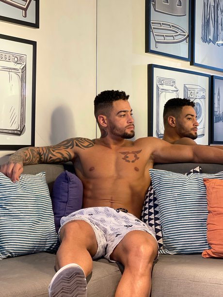 Foto desnuda filtrada de OnlyFans de Yuri Lion