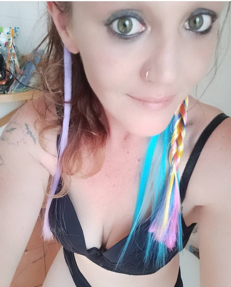 Tiedyeandpole