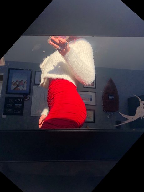 Foto desnuda filtrada de OnlyFans de Charlotte Aria