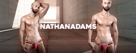 Foto desnuda filtrada de OnlyFans de Nathan Adams
