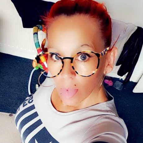 Foto desnuda filtrada de OnlyFans de Karen Macgregor
