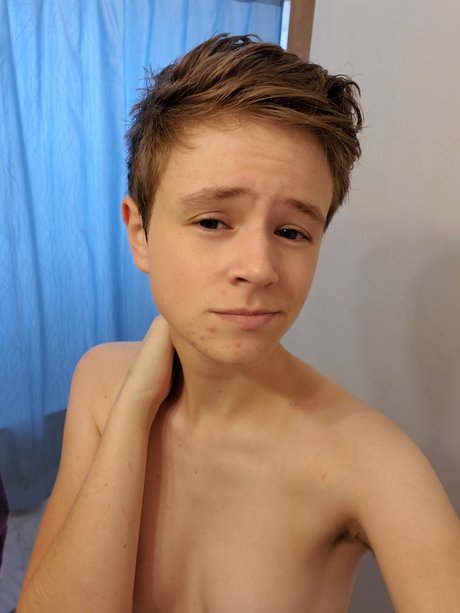 Foto desnuda filtrada de OnlyFans de Kai