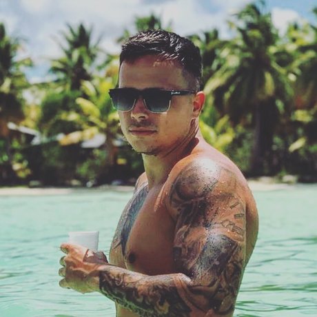 Foto desnuda filtrada de OnlyFans de Jbrown