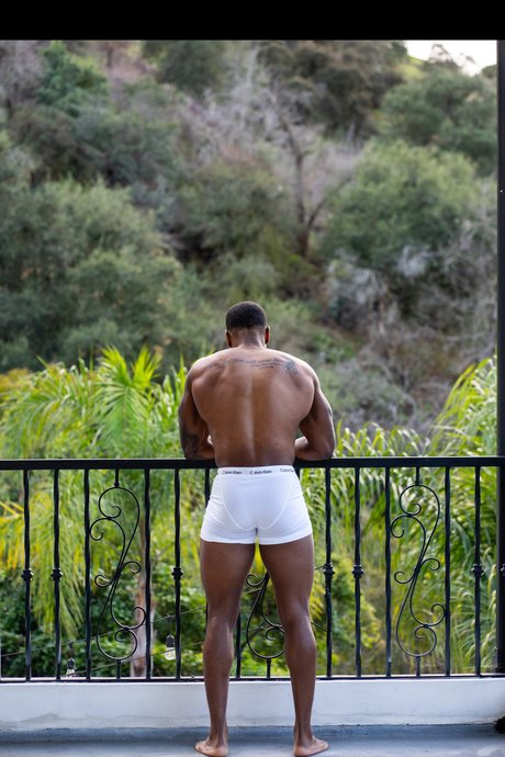 Foto desnuda filtrada de OnlyFans de C Ampamp The Cocoa Factory