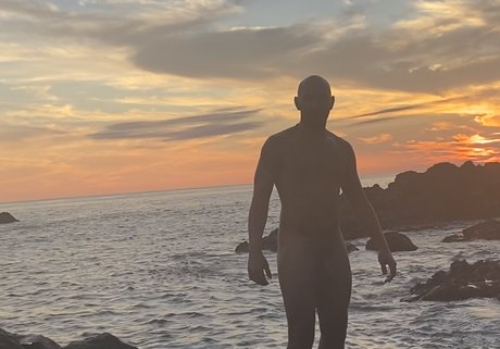 Foto desnuda filtrada de OnlyFans de Victor