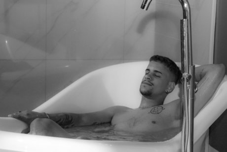 Foto desnuda filtrada de OnlyFans de Guigo Valentim