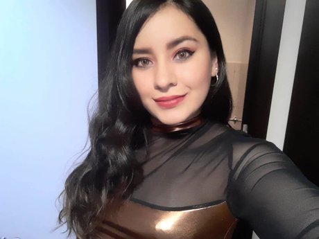 Foto desnuda filtrada de OnlyFans de Mady