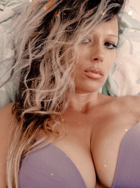 Juliaglance