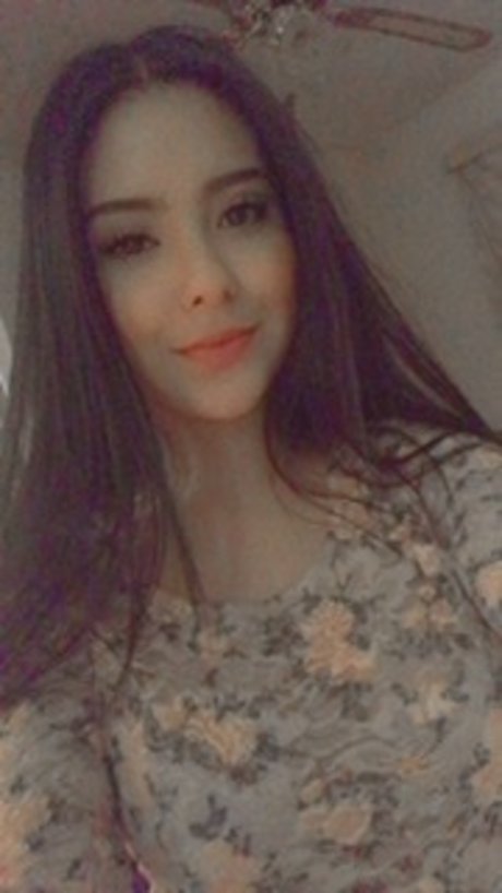 Foto desnuda filtrada de OnlyFans de Zaine Yamileth Rodrguez Acosta
