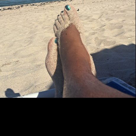 Foto desnuda filtrada de OnlyFans de Teaseme Tee