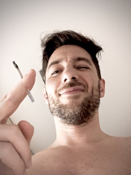 Foto desnuda filtrada de OnlyFans de Zatori Zan