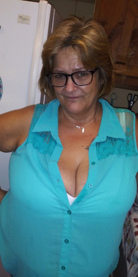 Foto desnuda filtrada de OnlyFans de Susan
