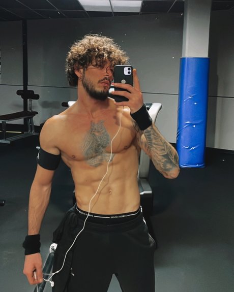 Foto desnuda filtrada de OnlyFans de Denny 