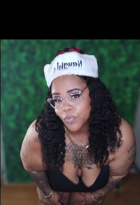 Foto desnuda filtrada de OnlyFans de Tatted Diamond