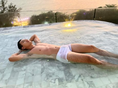 Foto desnuda filtrada de OnlyFans de  9