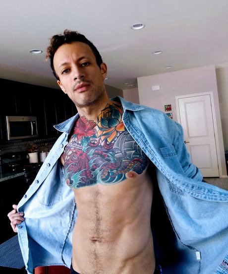 Foto desnuda filtrada de OnlyFans de Austin Wiles
