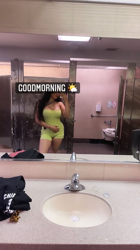 Foto desnuda filtrada de OnlyFans de Lilithangelll