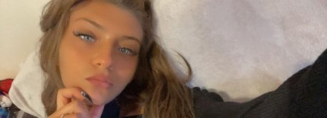 Foto desnuda filtrada de OnlyFans de Virginia